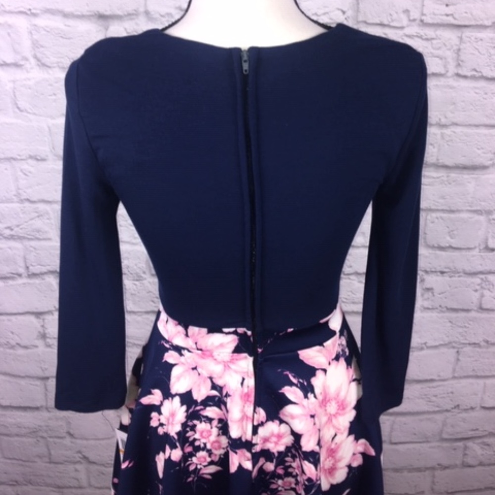 ❤️ Cute Juniors Fit & Flare Dress - Picture 6 of 8